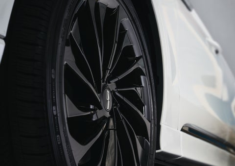 The wheel of the available Jet Appearance package is shown | Lidtke Lincoln in Beaver Dam WI