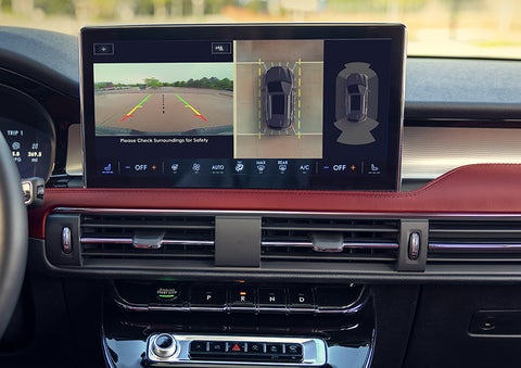 The driver of a 2024 Lincoln Corsair® SUV is shown selecting the drive mode. | Lidtke Lincoln in Beaver Dam WI