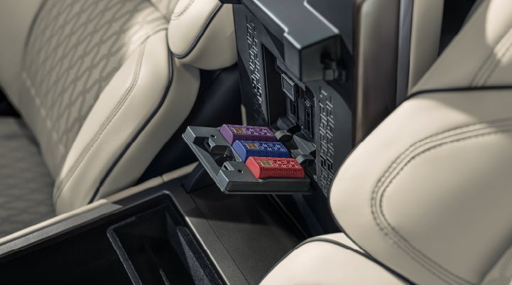 Digital Scent cartridges are shown in the diffuser located in the center arm rest. | Lidtke Lincoln in Beaver Dam WI
