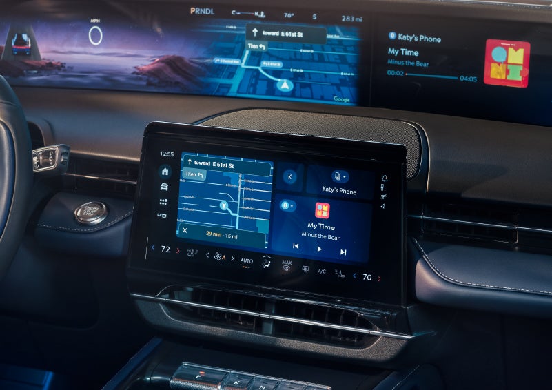 Driving directions are shown on the center touchscreen. | Lidtke Lincoln in Beaver Dam WI